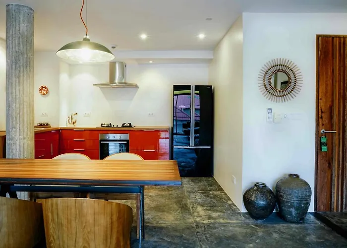 アパート Urban Residences -